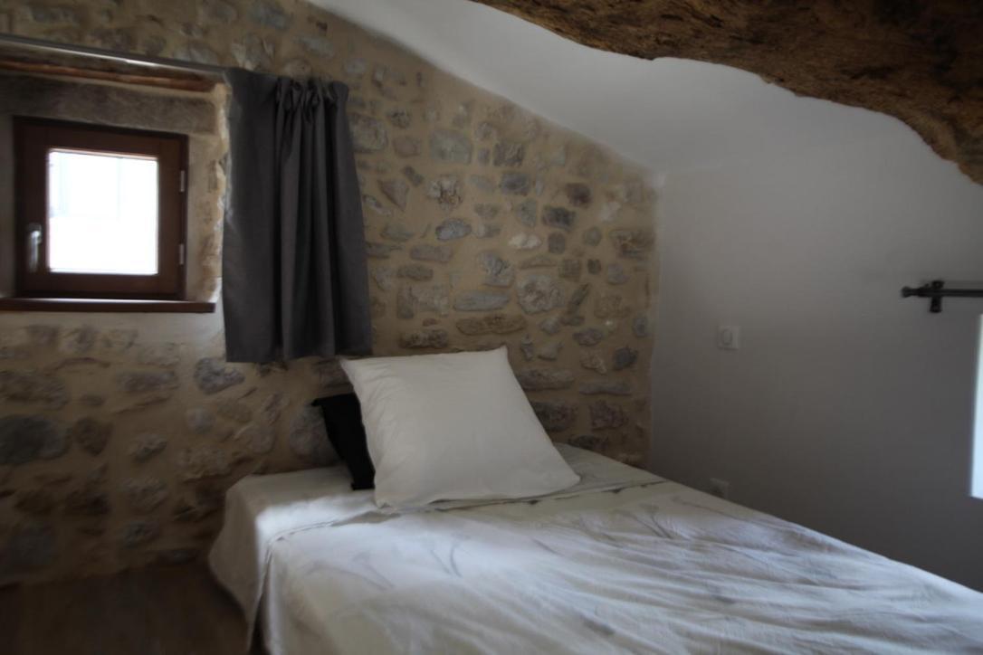 Le Mas De La Coste Saint-Sauveur-de-Cruzieres Ngoại thất bức ảnh